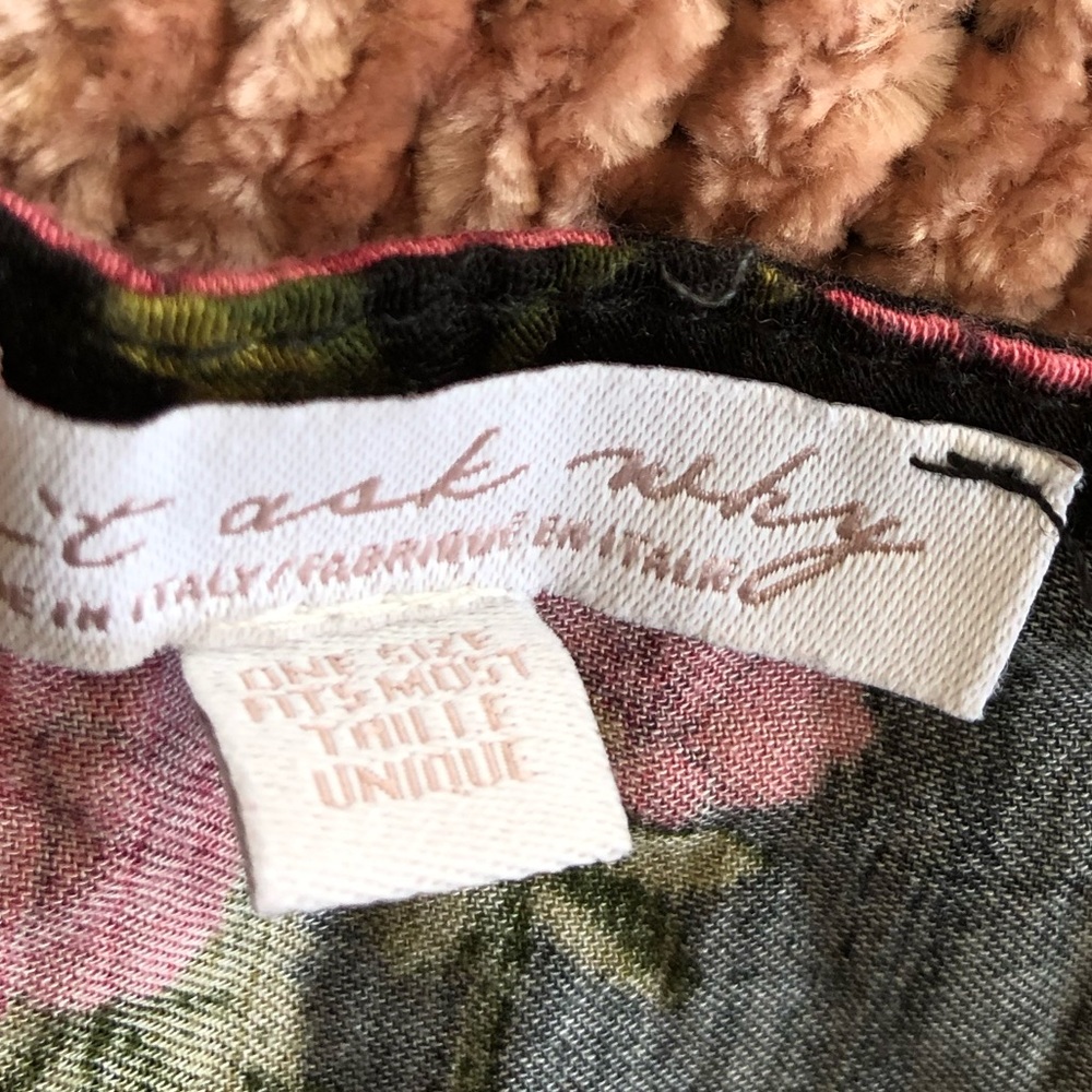 Floral wrap shirt - Picture 3 of 4
